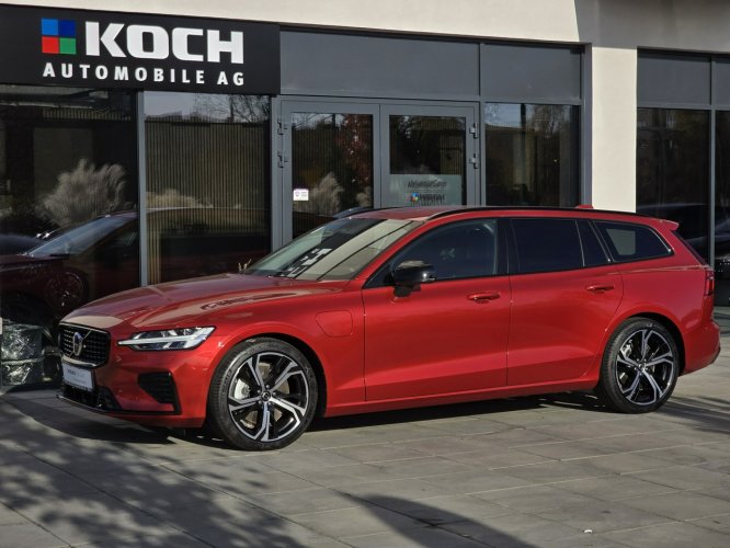 Volvo V60 Volvo V60 Plus Dark T6 Plug-In AWD II (2018-)