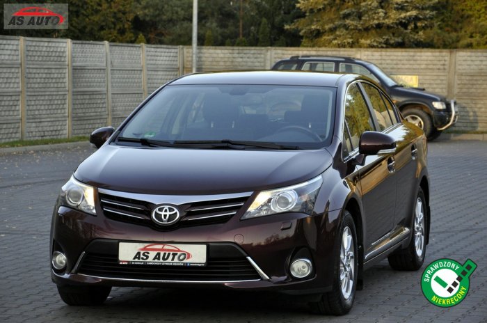 Toyota Avensis 2.0VVTi 152KM Executive/SerwisASO/Kamera/Ledy/Navi/Model2013/ III (2009-)