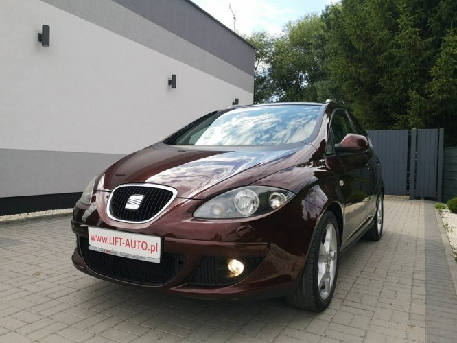 Seat Altea XL 1.9 TDI 105KM Klimatronik Tempomat Isofix Parktronik Alu Felgi 17"