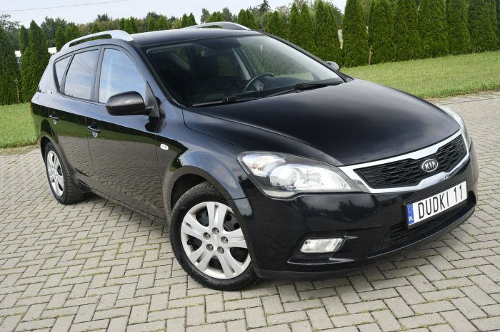 Kia Cee'd 1,4benz Navi,Xenony.Parktronic.Tempomat.Klimatronic 2 STR.Serwis I (2006-2012)