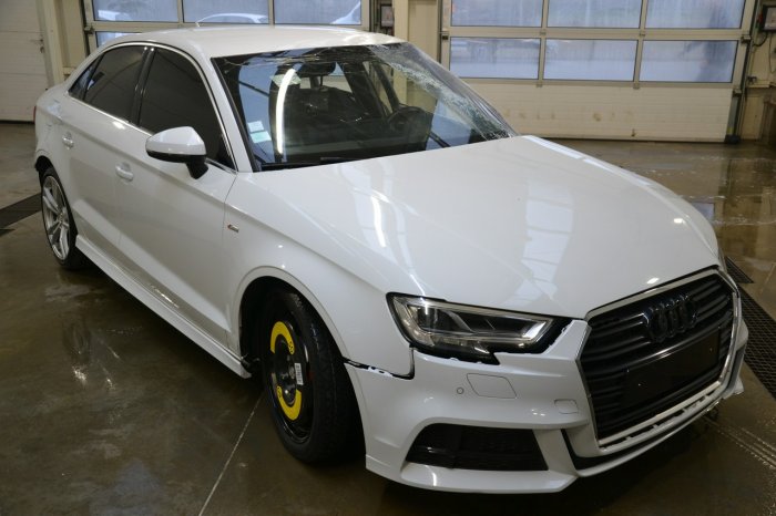 Audi A3 1,5 TFSI benzynka 150ps * nwaigacja* ledy* xenony * ICDauto 8Y