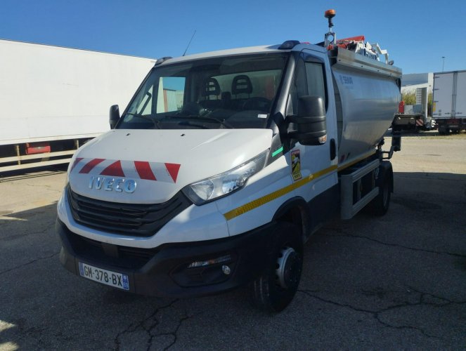 śmieciarki Iveco Daily CNG Daily CNG niskoemisyjny, zabudowa Semat