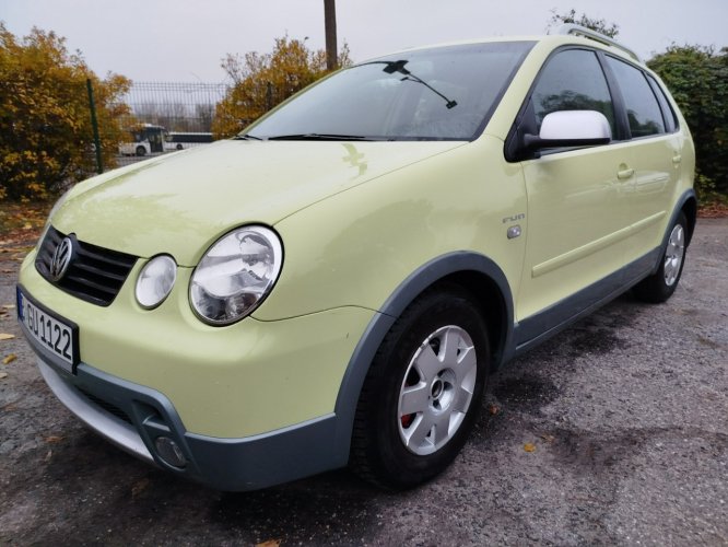 Volkswagen Polo FUN CROSS KLIMA 5 drzwi benzyna super stan 2004 r IV (2001-2005)