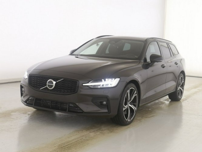 Volvo V60 V60 Ultimate Dark, B4 Mild-Hybrid Diesel II (2018-)