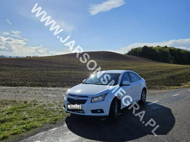 Chevrolet Cruze 1.6 Manual