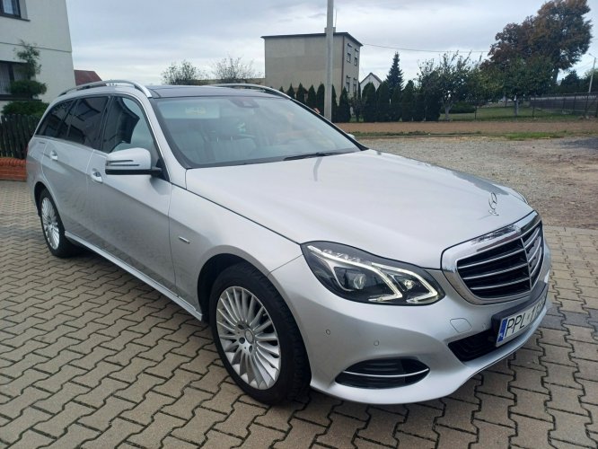 Mercedes E 220 2.2 CDI 170KM  Wersja Edition E  Navi Kamera 360'' 9G - biegowy automa W212 (2009-)