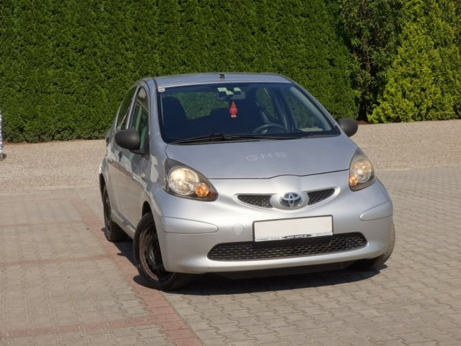 Toyota Aygo 5 drzwi A B S I (2005-2014)