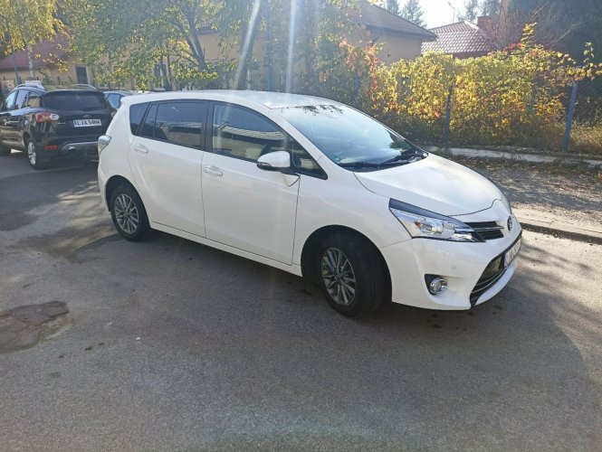 Toyota Verso Or. lakier, kamera, dokumentacja przebiegu, ładny