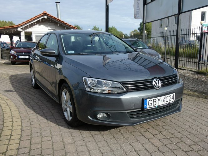 Volkswagen Jetta Volkswagen Jetta 2013 1.4 benzyna 122km bezwypadkowy salon Polska A6 (2010-)