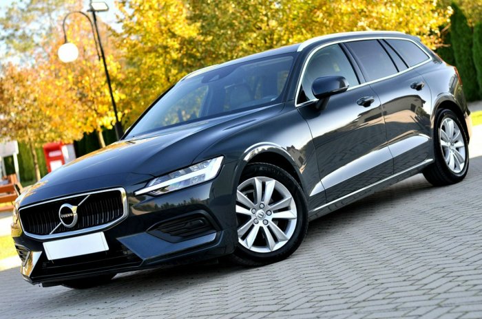 Volvo V60 _2.0d. 150KM_Full Led_Navi_Skóra_Climatronic_Serwis_ II (2018-)