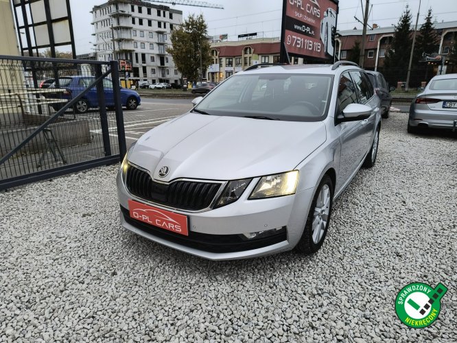 Škoda Octavia Salon Pl | Nawigacja| Tempomat| Czujniki Parkowania| Grzane Fotele III (2013-)