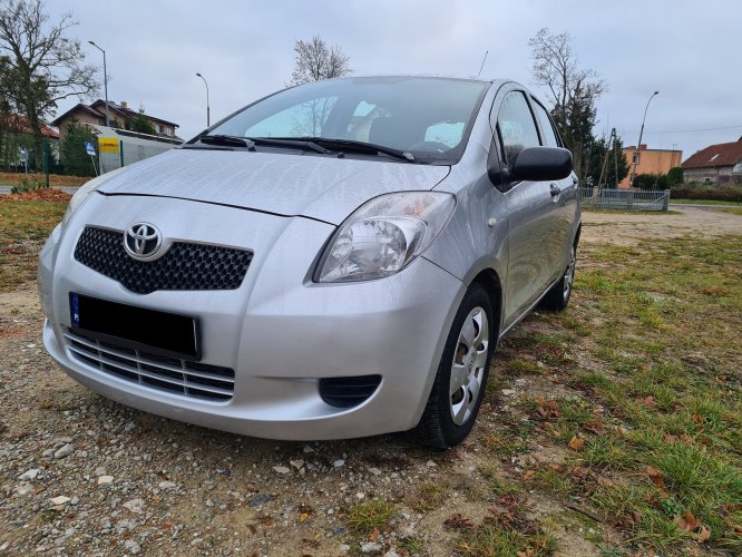 Toyota Yaris D4D 1,4 diesel 5 drzwi, Salon Polska