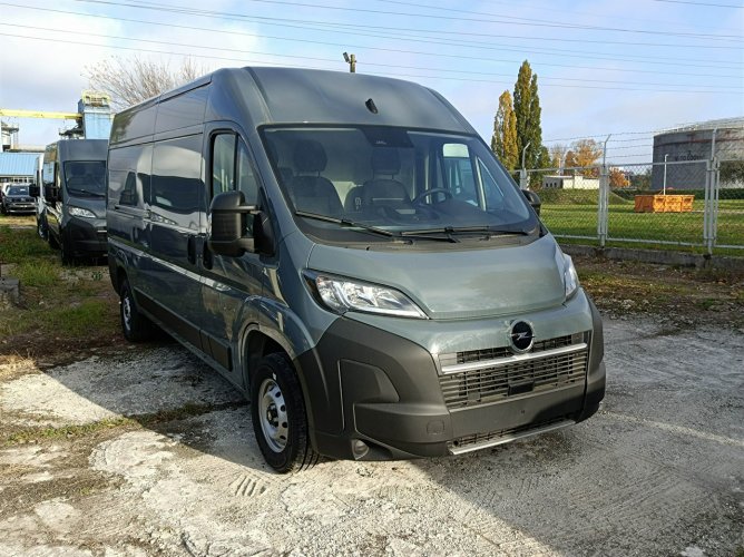 Opel Movano  Furgon 140KM L3H2 -- 13m3 RP 2024 OD RĘKI!