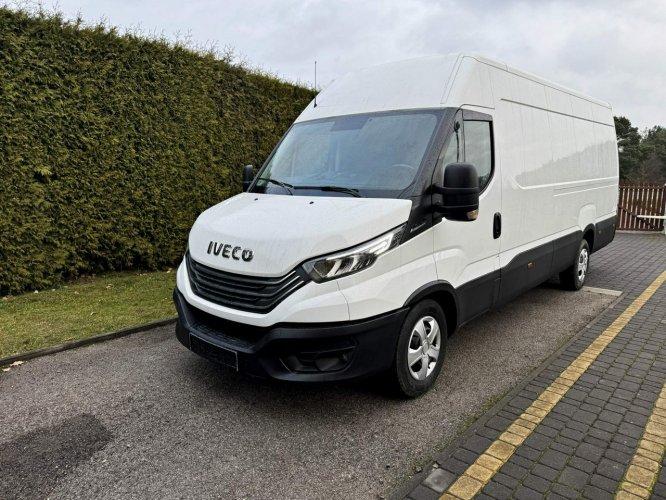 Iveco Daily 35S16 V 160KM HiMatic MAX LED Pneumat Radar Kamera Aktywny Tempomat