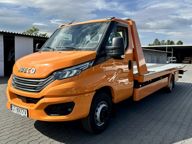 Iveco Daily * NOWY * Samochód specjalny zarejestrowany jako pomoc drogowa.