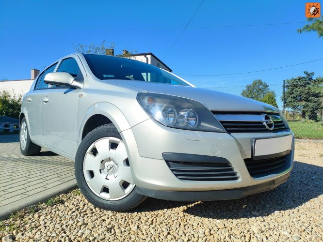 Opel Astra Opel Astra 1,3 klima bezwypadkowy zadbany H (2004-2014)