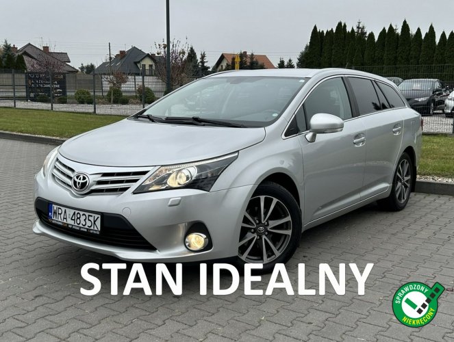 Toyota Avensis FULL*LEDY*Kamera*Cofania*Grzane*Fotele*Serwis*ASO*Zarejestrowany III (2009-)