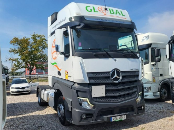 Mercedes Actros