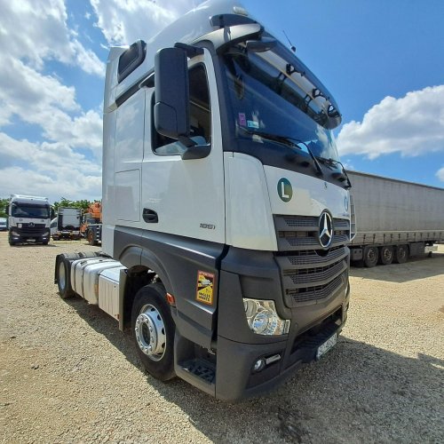 Mercedes Actros