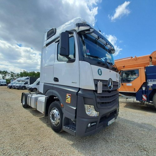 Mercedes Actros