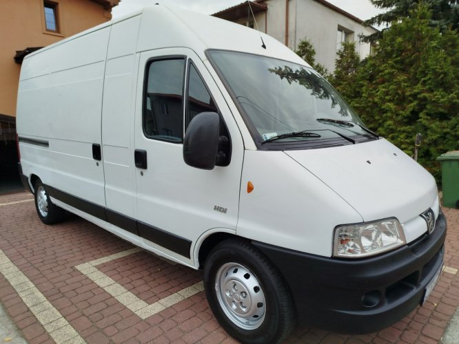 Peugeot Boxer 2,8 D KLIMA wsiadać i jezdzić zarejestrowany