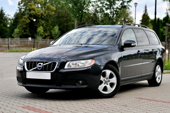 Volvo V70 FULL_OPCJA_2.0_D3_136Km_Skóra_Kolor_Navi_City_ III (2007-)