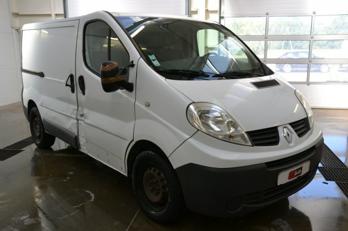 Renault Trafic 2,0 Dci 115ps * klimatyzacja * NISKI PRZEBIEG * radio * ICDauto