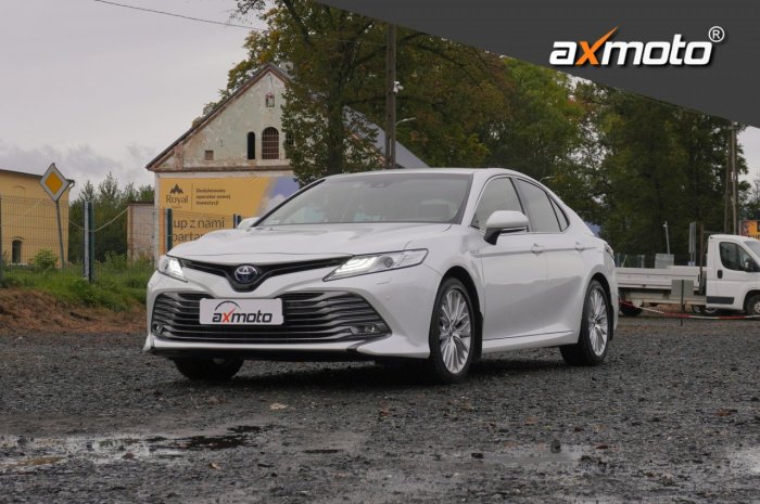 Toyota Camry Salon Polska / Mały Przebieg / Bogate Wyposażenie IX (2018-)