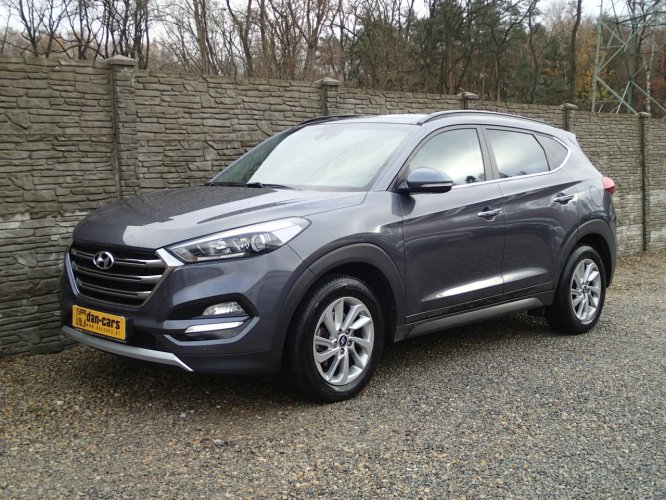 Hyundai Tucson 1.7CRDi 115KM Panorama Navi Kamera Grzane fotele przód tył III (2015-2020)