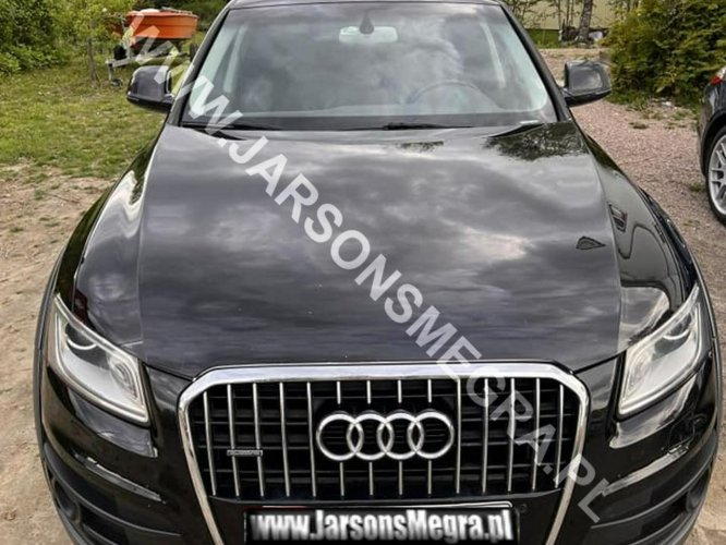 Audi Q5 2.0 TDI clean diesel quattro S Tronic 8R (2008-)