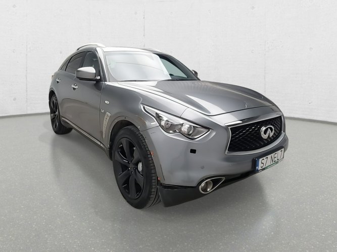 Infiniti QX70