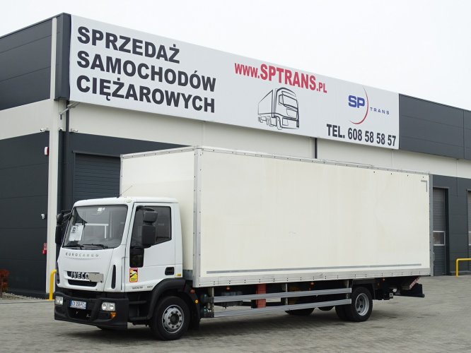 Iveco Eurocargo 120E18, EEV Euro 5 Sprowadzony Kontener, Winda Książka Serwisowa, Przebieg tylko 245 tys km, Winda , Automat, Tacho