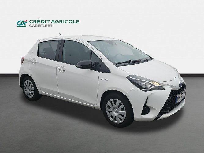 Toyota Yaris Hybrid 100 Active Hatchback. DW6EX77 III (2011-2019)