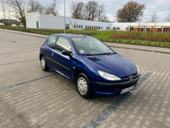 Peugeot 206 Benzyna 1.1 - 2003r