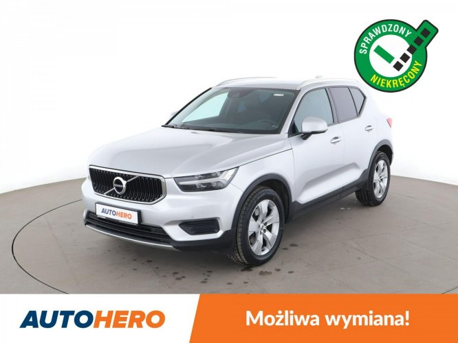 Volvo XC 40 automat 4x4 navi kamera hak LED tempomat półskóra