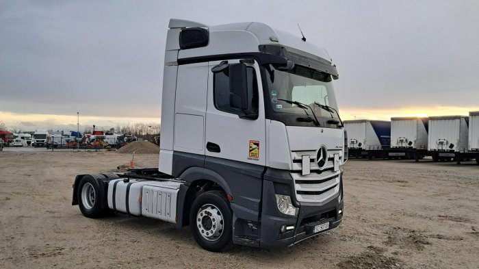 Mercedes Actros