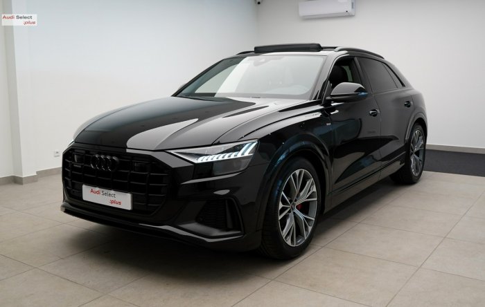 Audi Q8 3.0 TDI 231KM Quattro Sline Virtual Hak ACC Matrix