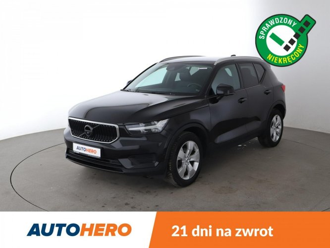 Volvo XC 40 automat skóra navi kamera grzane fotele LED HarmanKardon virtual