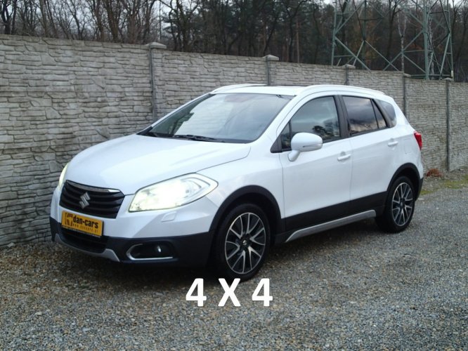 Suzuki SX4 S-Cross 1.6 benzyna 120KM 4x4 AllGrip Xenon LED Navi Kamera Szyberdach Grzanie